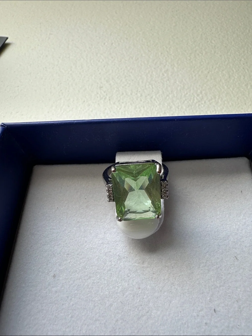 Emerald-Cut Green Statement Ring in Silver-Tone Setting sz 7
